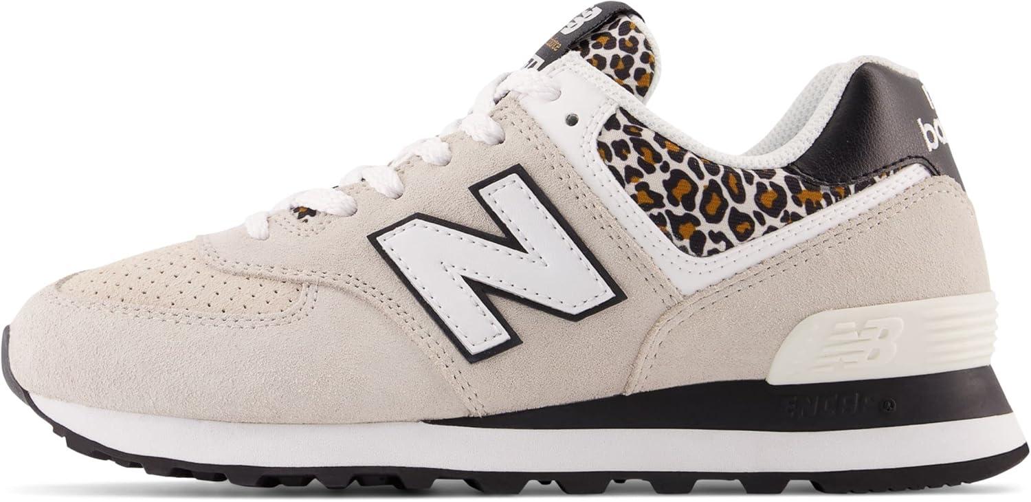 imageNew Balance Womens 574 V2 Essential SneakerGreyBlack