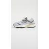 New Balance Women’s 574 V2 Essential Sneaker(Grey/Grey)