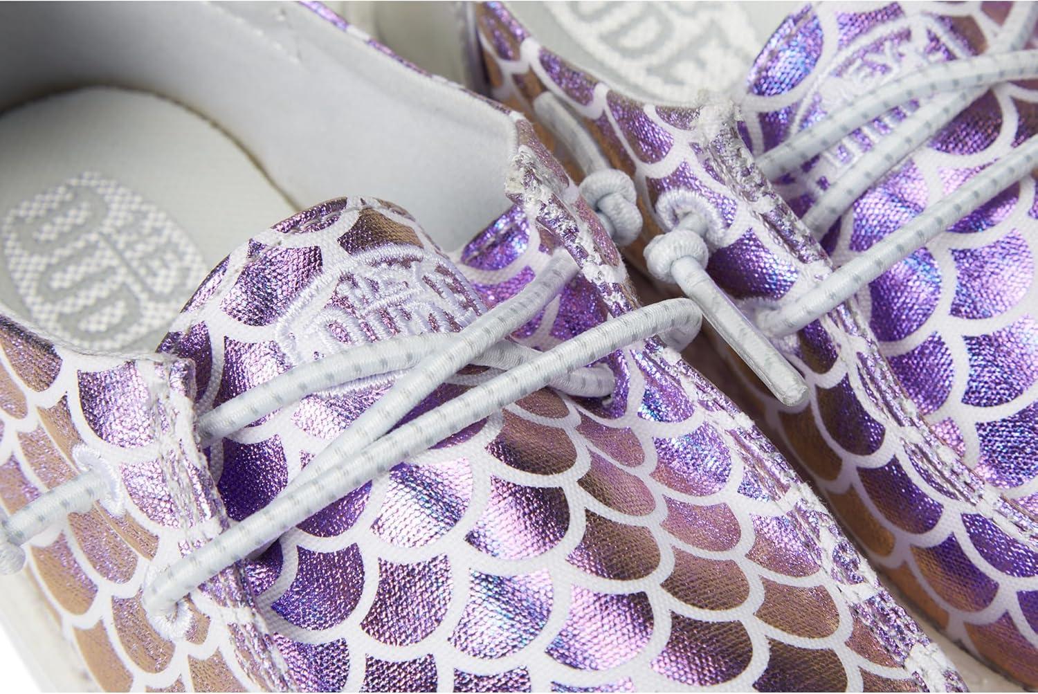 imageHey Dude Girls Wendy Iridescent Leo Little Big Kid LoaferBlue Metallic