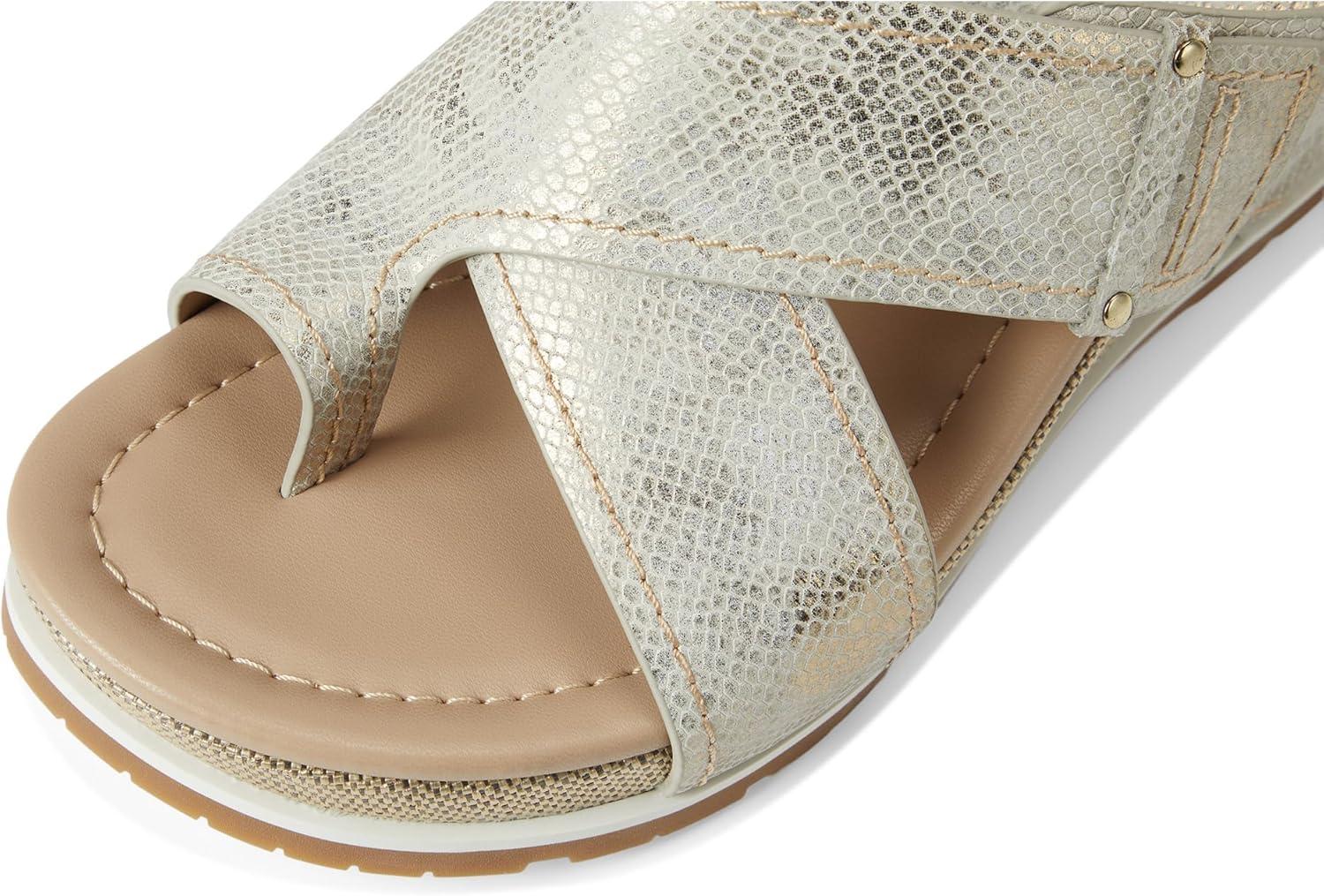 imageDonald J Pliner Womens Irini Wedge SandalLight Bronze