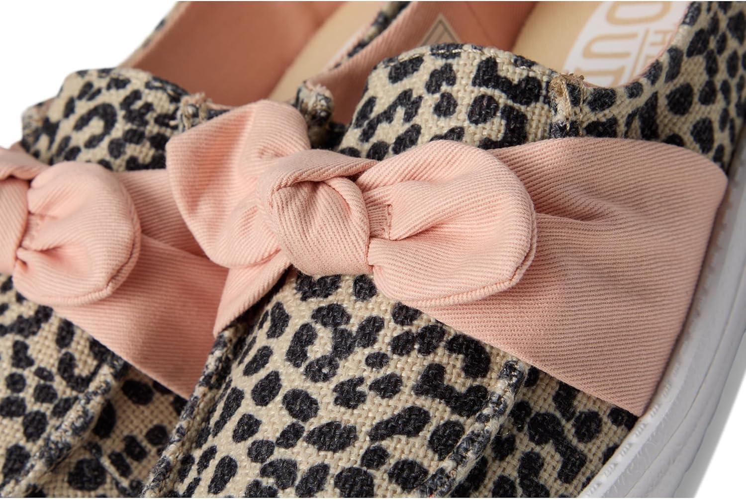 imageHEYDUDE Womens Wendy Bow Stardust Little Big Kid LoaferPrints Leopard