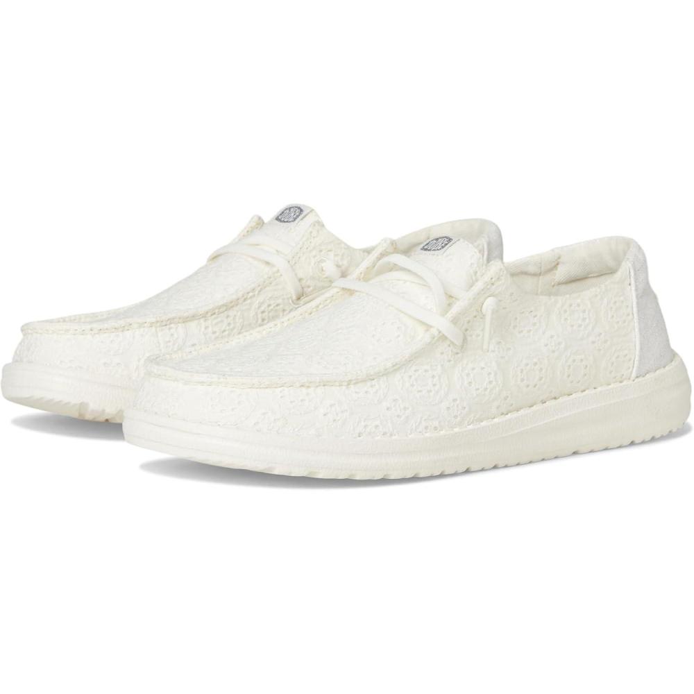 imageHEYDUDE Girls Wendy Eyelet Lace Little Big Kid LoaferWhite