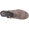 David Tate Women’s Sideview Sandal(Metallic Gray)
