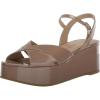 Stuart Weitzman Women’s Carmen Midi Wedge Platform(Fawn)