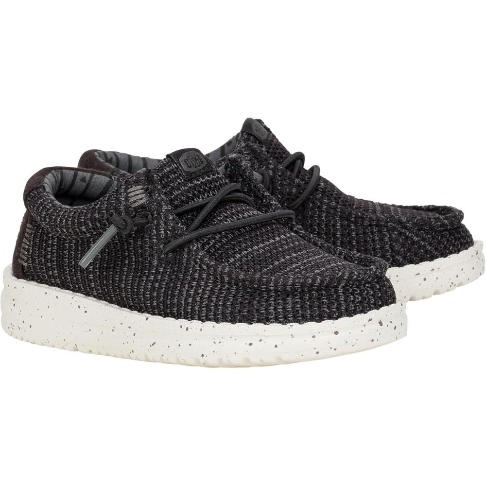 imageHEYDUDE Kids Wally Stretch SoxBlackWhite