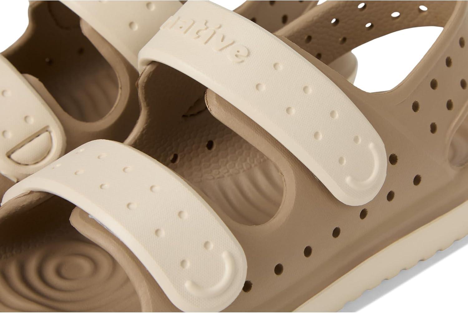 imageNative Shoes unisexchild Chase Little KidBig KidFlax TanBone White