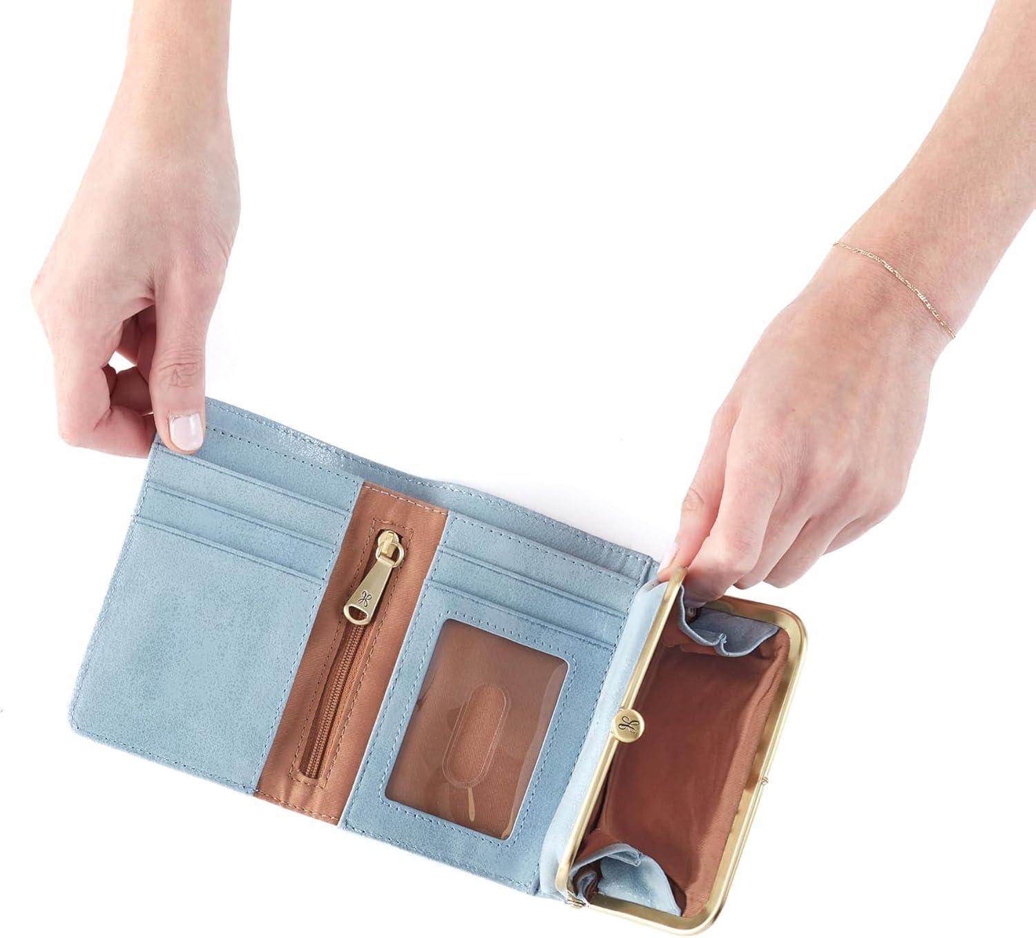 imageHOBO Robin Compact WalletSky