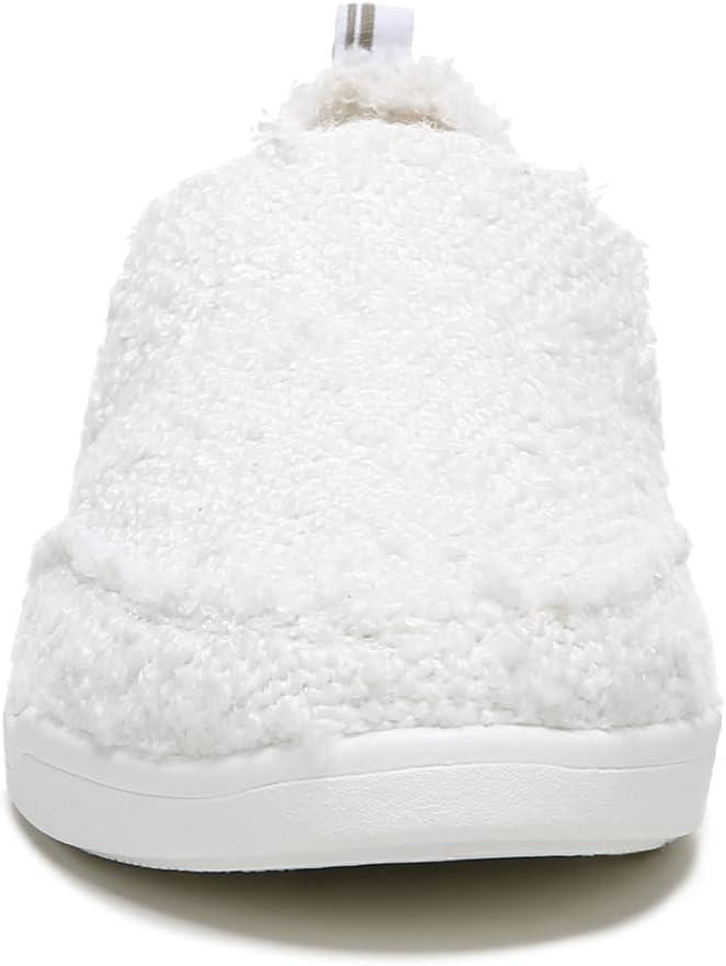 imageVionic Womens Malibu Slipons LoaferWhite Boucle