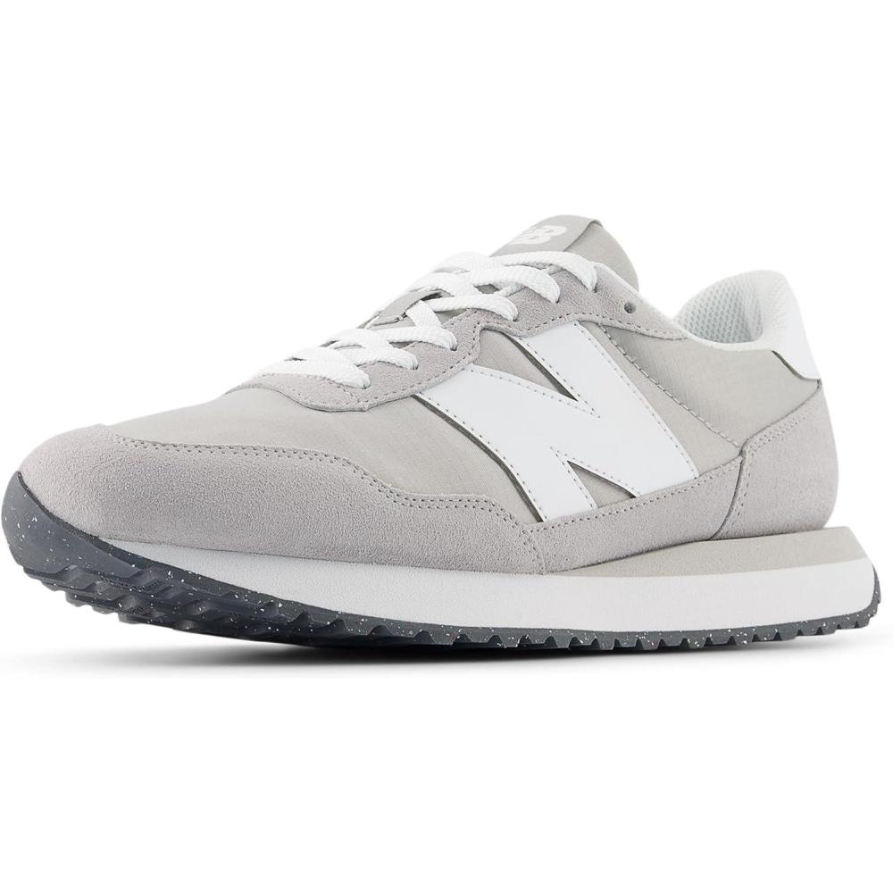 imageNew Balance Mens 237 V1 Classic Road Running ShoeRain CloudNb 103 White