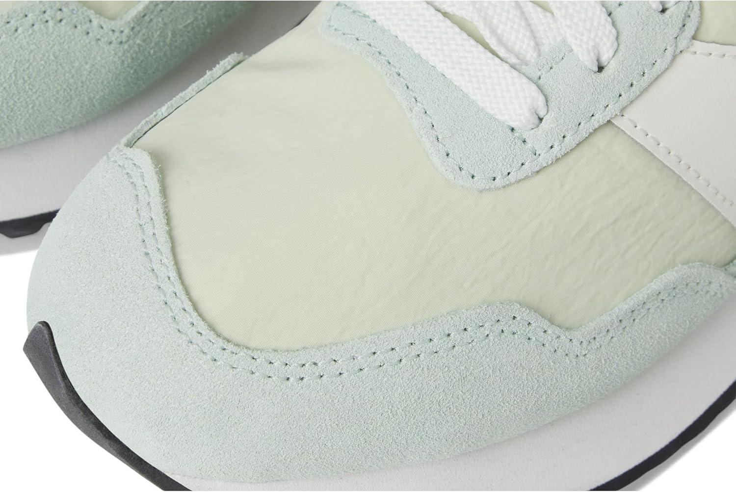 imageNew Balance Womens 237 V1 SneakerRose SugarIce Wine