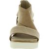 Eileen Fisher Women’s Sport Sandal(Honey)