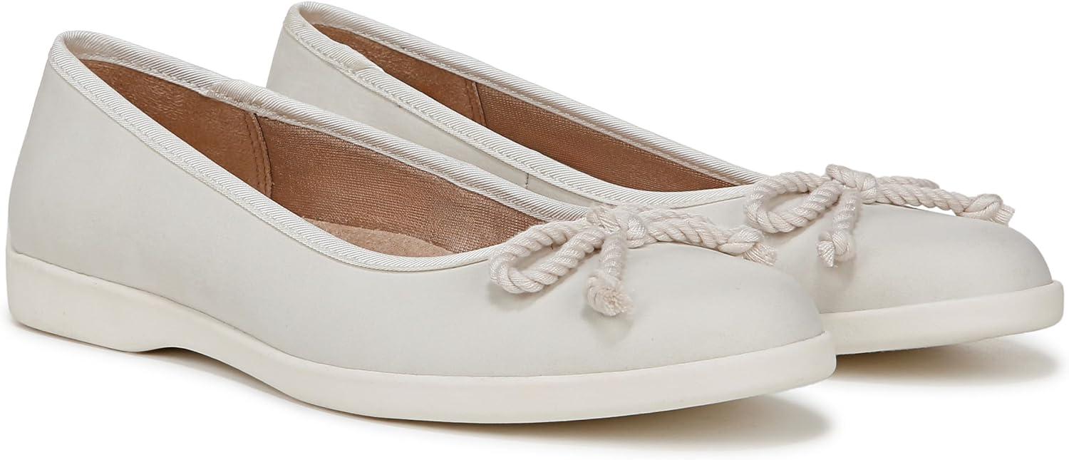 imageLifeStride Womens Maura Ballet FlatCloud White