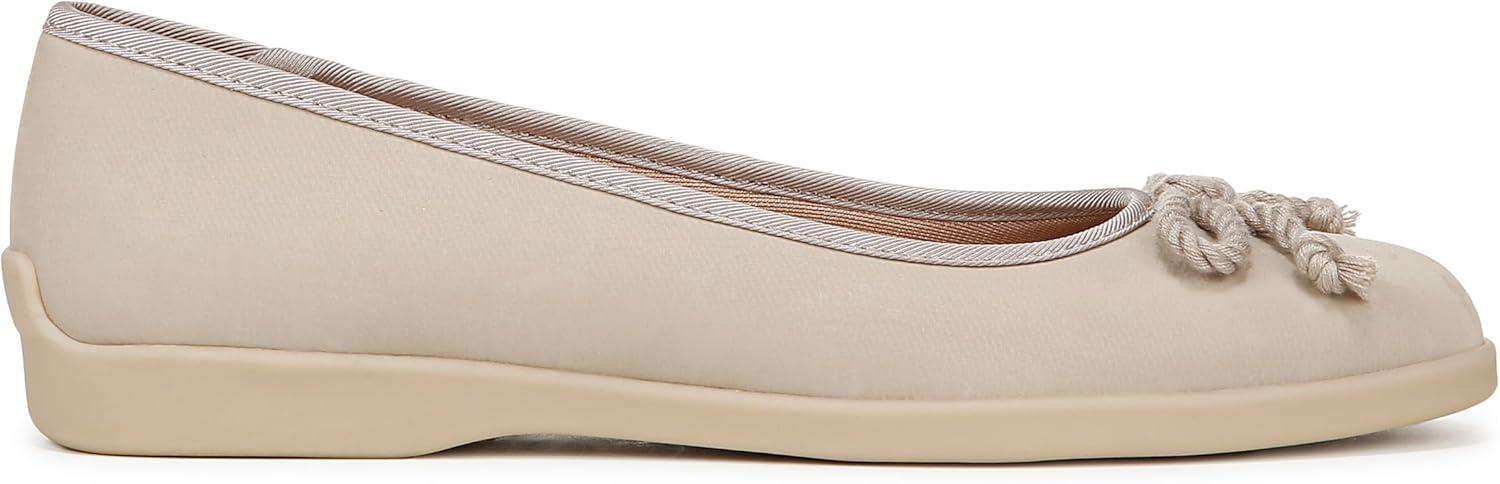 imageLifeStride Womens Maura Ballet FlatTaupe