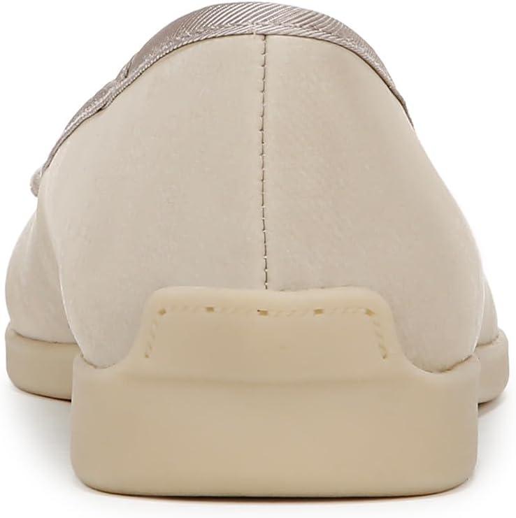 imageLifeStride Womens Maura Ballet FlatTaupe