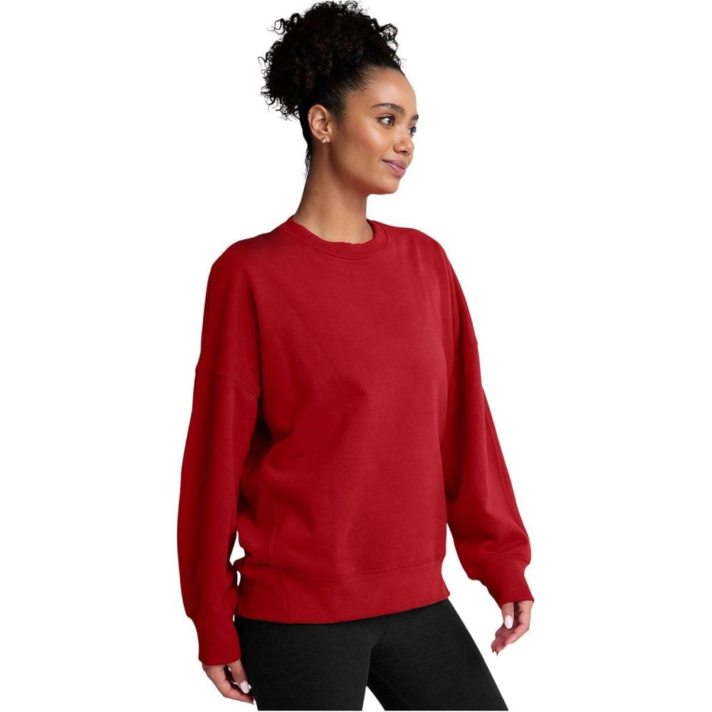 imageBeyond Yoga Womens LuxeFleece Oversized SweatshirtHolly Red