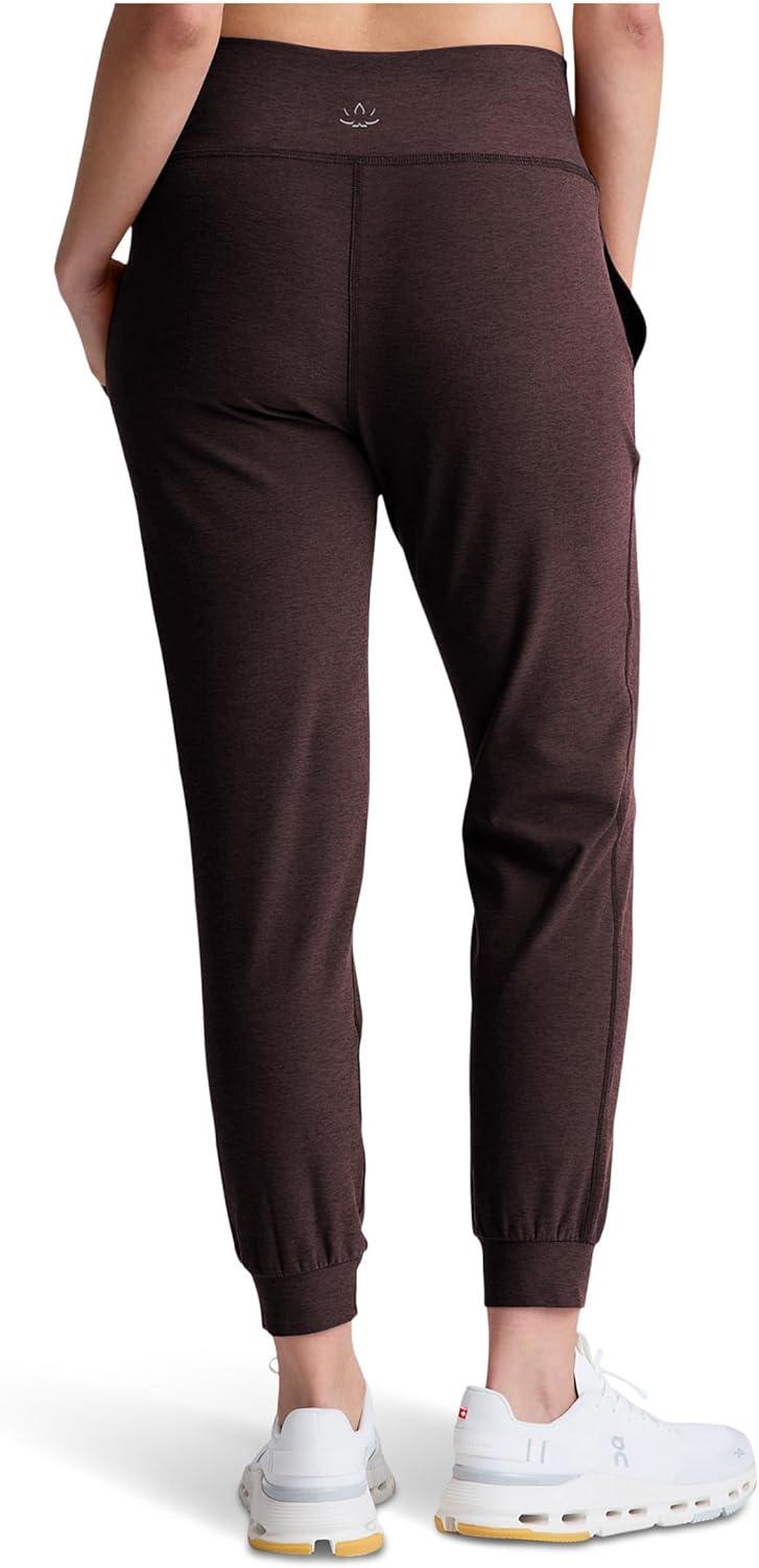 image:imageBeyond Yoga Womens Spacedye Midi JoggerDark Chocolate Heather