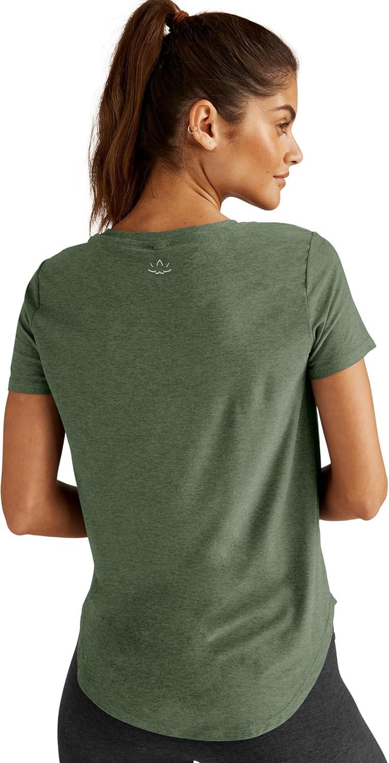 image:imageBeyond Yoga Womens Featherweight On The Down Low TeeMoss Green Heather