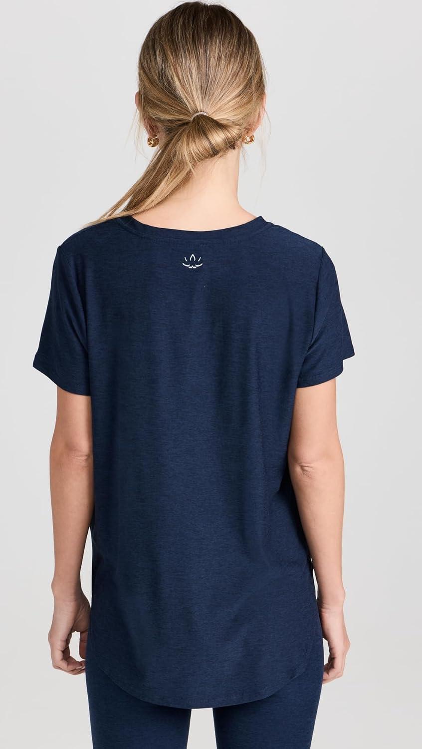 image:imageBeyond Yoga Womens Featherweight On The Down Low TeeNocturnal Navy
