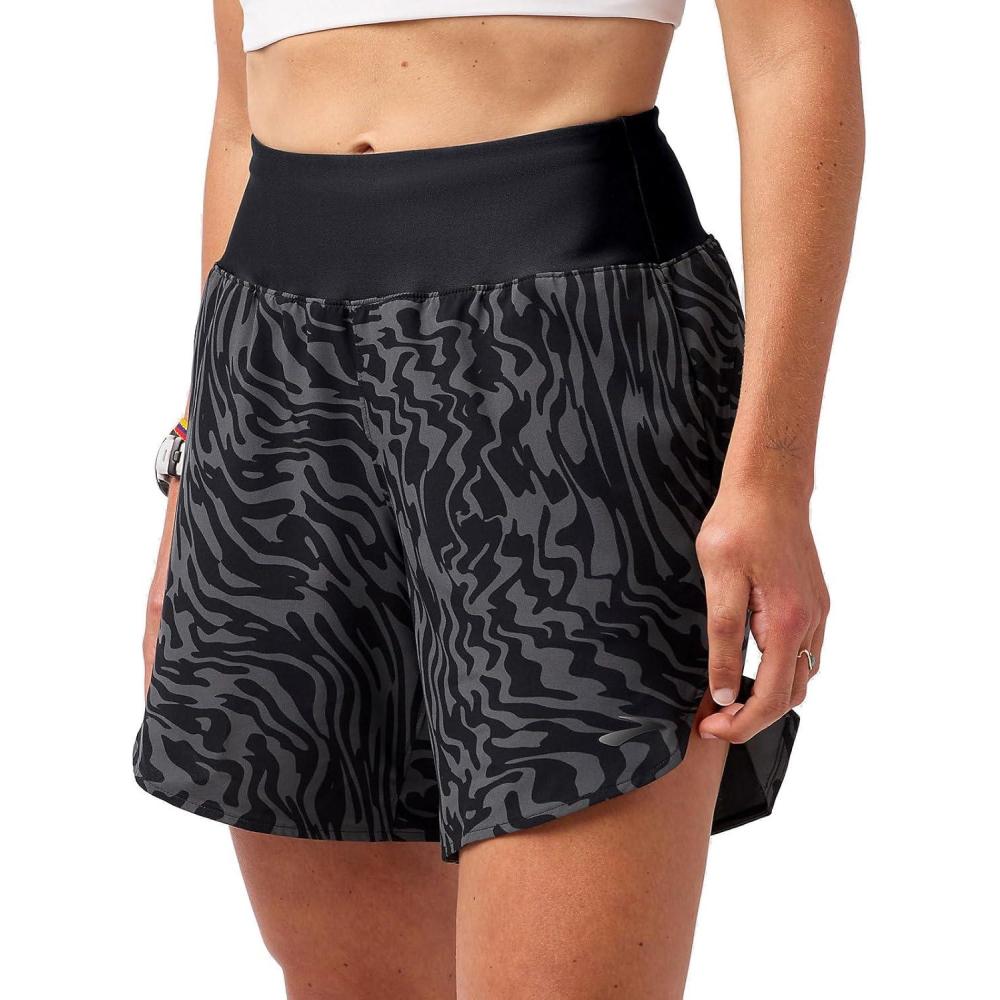 image:imageBrooks Womens Chaser 7quot Short 20 HighRise Athletic Shorts with Adjustable Waistband Stretch Comfort ampamp Secure StorageObsidian Speedscape