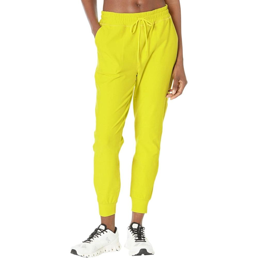 image:imageBeyond Yoga Womens Spacedye Commuter Midi JoggersTrue Chartreuse Heather