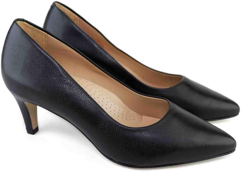 image:imageMarc Joseph New York Womens Trinity PlBlack Napa Soft