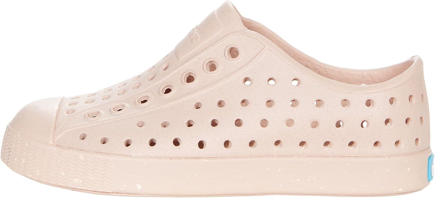 image:imageGrey Bloom Jefferson by NativeChameleon PinkChameleon PinkShell Speckles