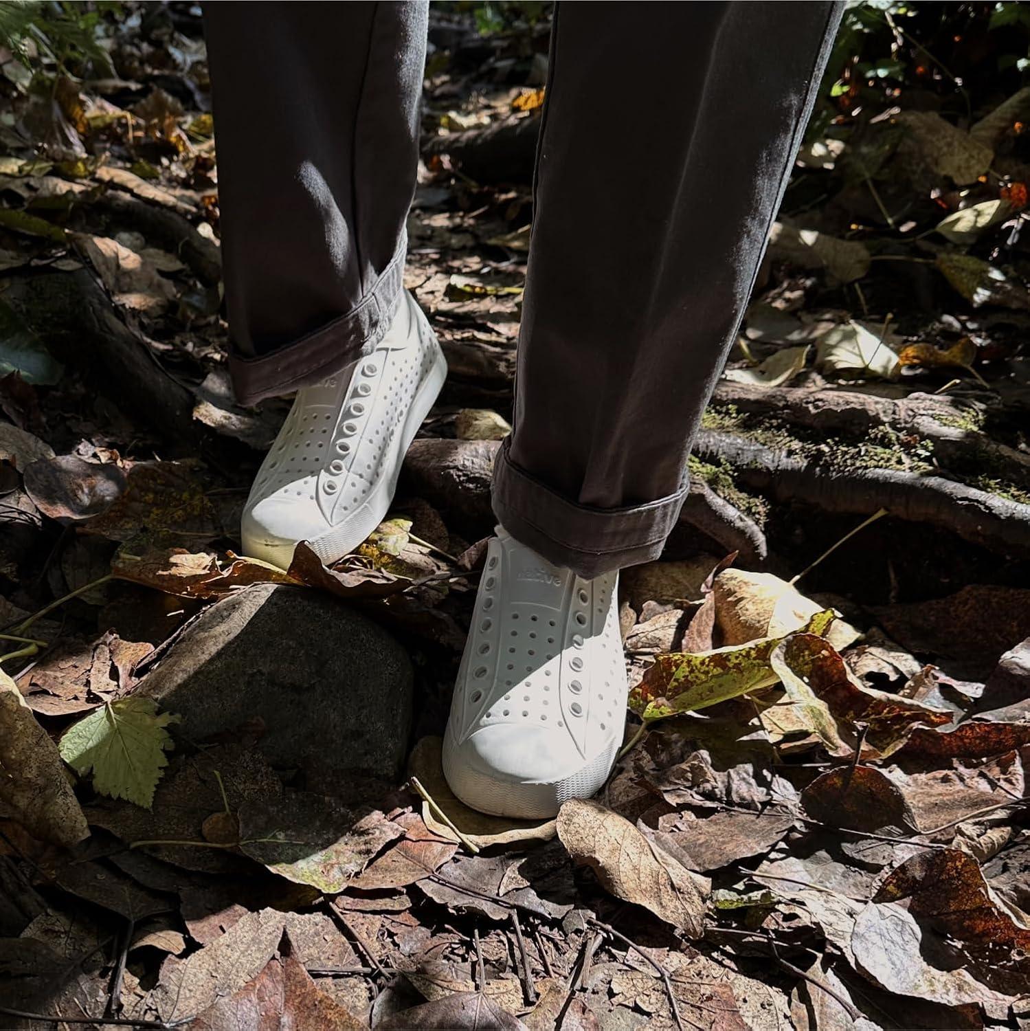 image:imageNative Shoes UnisexAdult Jefferson Lightweight Fashion SneakerOasis BlueBone White