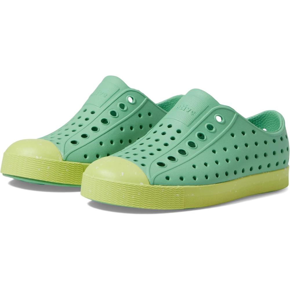 image:imageGrey Bloom Jefferson by NativeCandy GreenCelery GreenShell Speckles