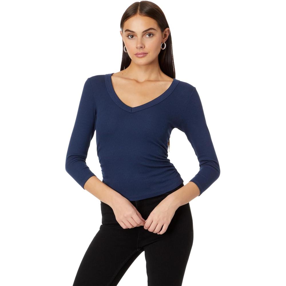 image:imageMichael Stars Womens Enid 34 Sleeve VNeck Crop TeeNocturnal