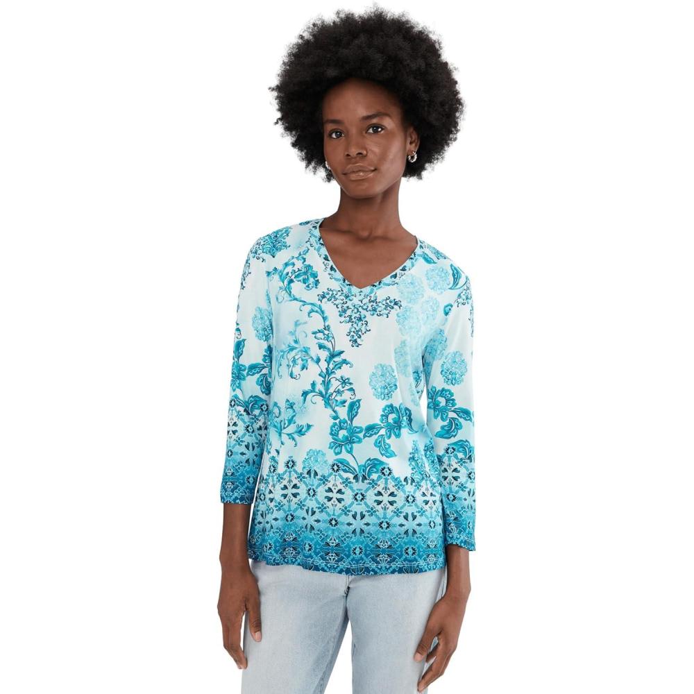 image:imageJohnny was Womens The Janie Favorite 34 Sleeve VNeck Tee VittoriVittoria Scarf