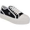 Black/White 001