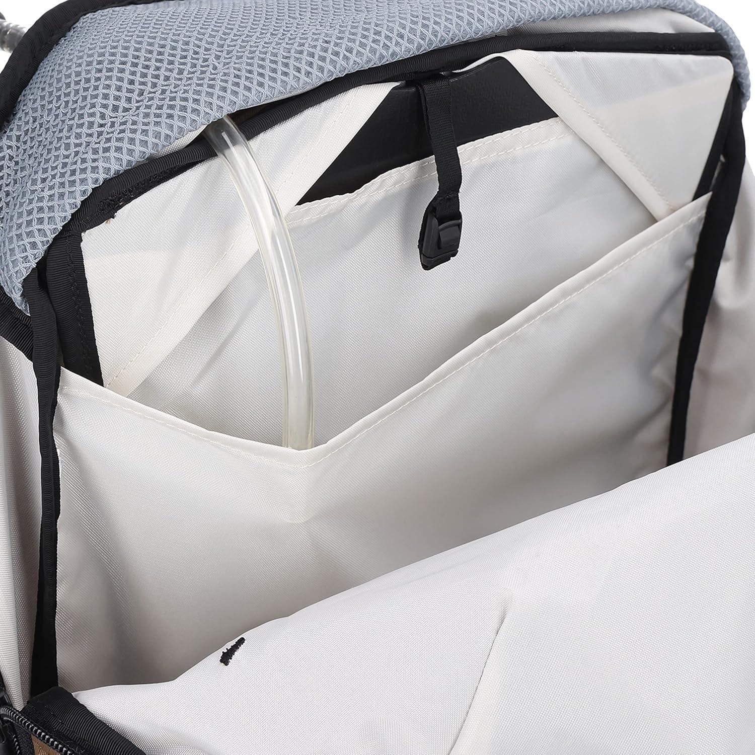 image:imageOutdoor Research Adrenaline Day Pack 30L Black 1 sizeTitanium