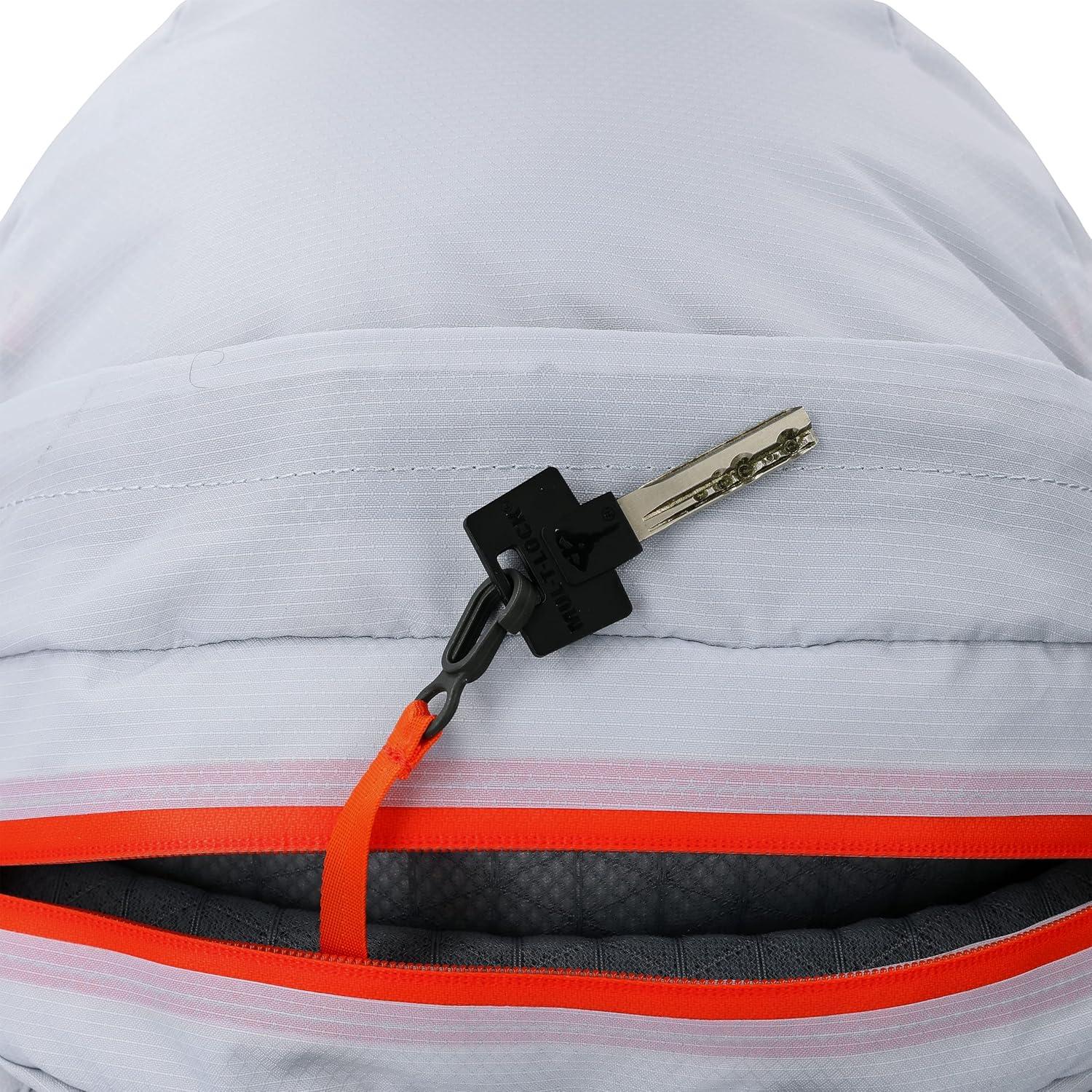 image:imageOutdoor Research Adrenaline Day Pack 30L Black 1 sizeTitanium