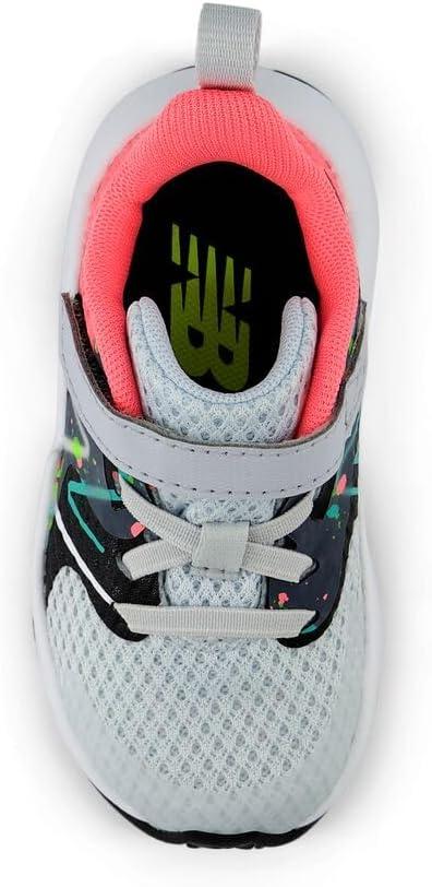 image:imageNew Balance Kids Rave Run V2 Hook and LoopQuartz GreyUltra PinkCyber Jade