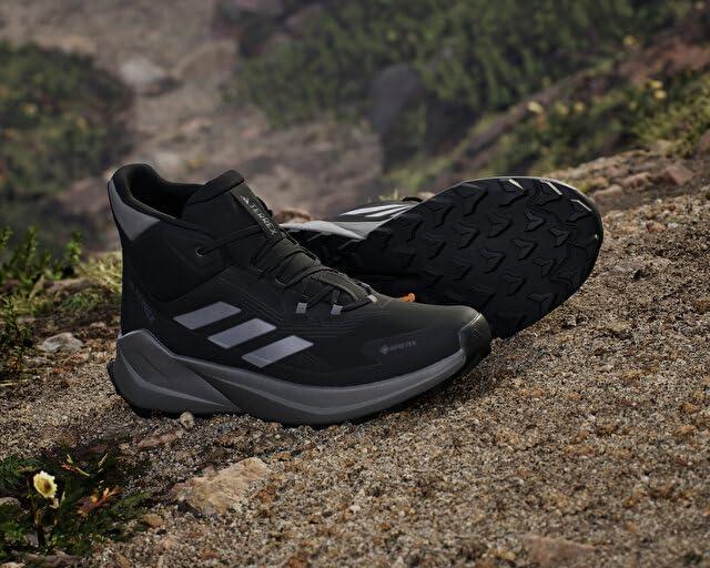 image:imageAdidas Mens Terrex Trailmaker 20 Mid Top Goretex HikingCore Black Carbon Grey Four