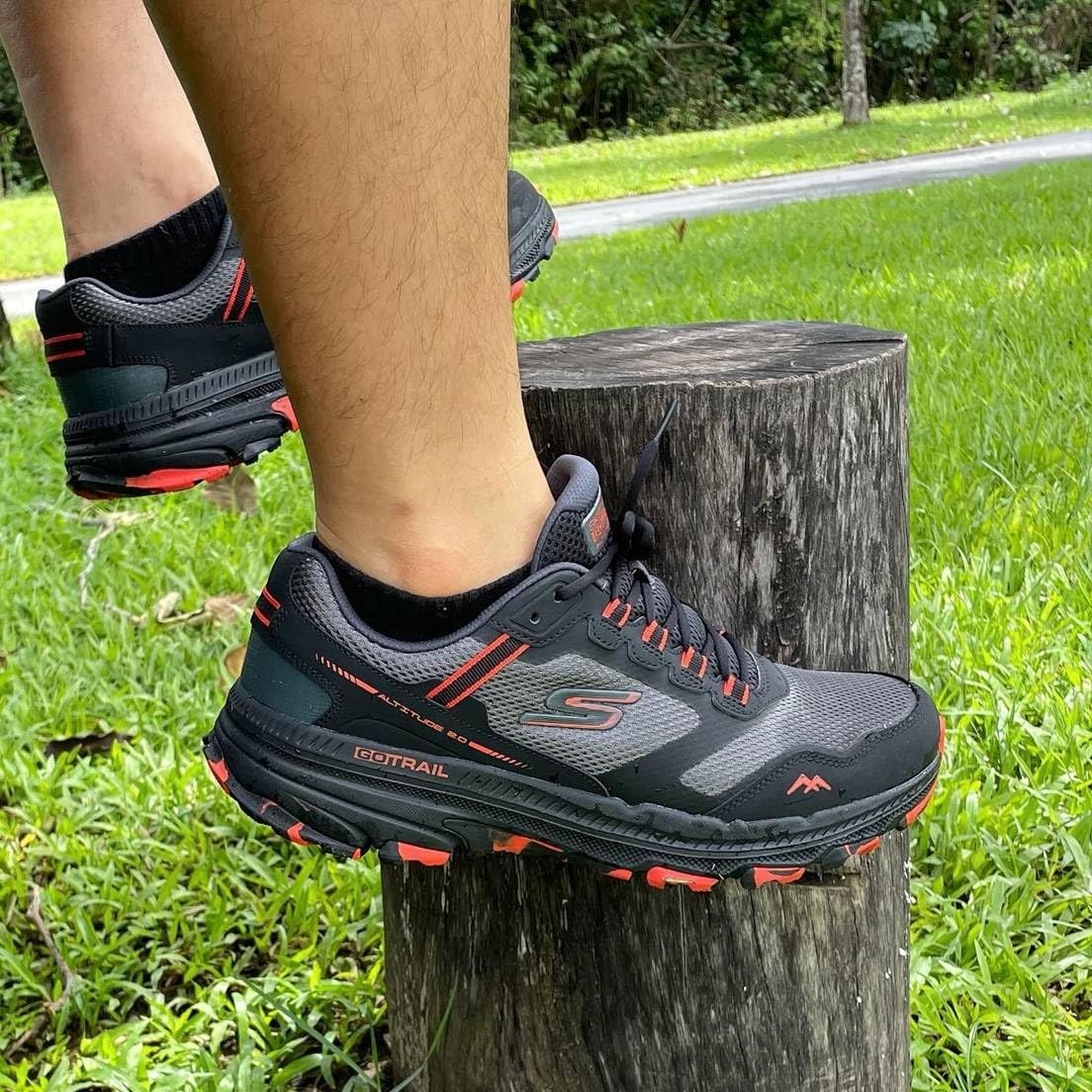 image:imageSkechers Mens Mens Go Run Trail Altitude 20Marble Rock 30 SneakerBlackOrange